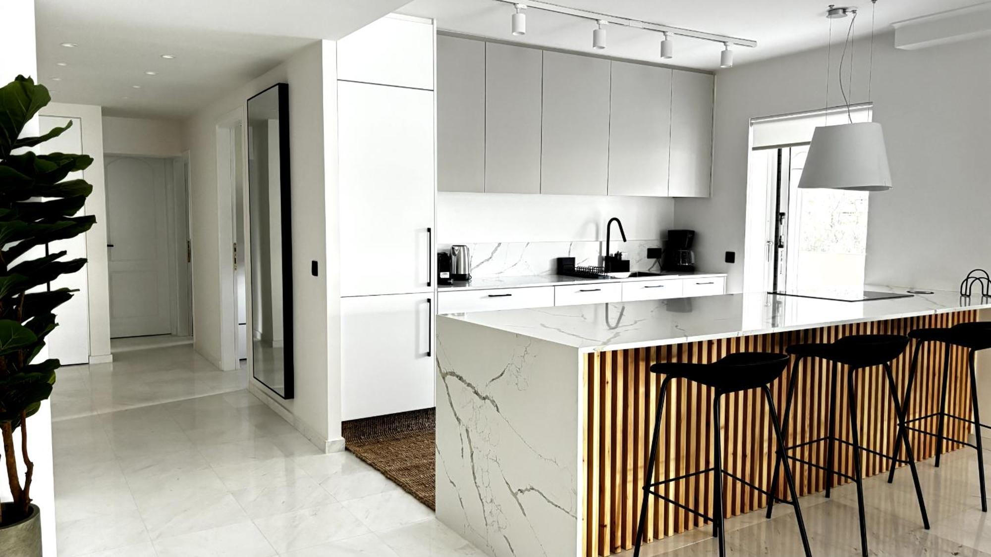 Apartamento The White Marble - Spacious, 4br, 2ba By Bnc Atenas